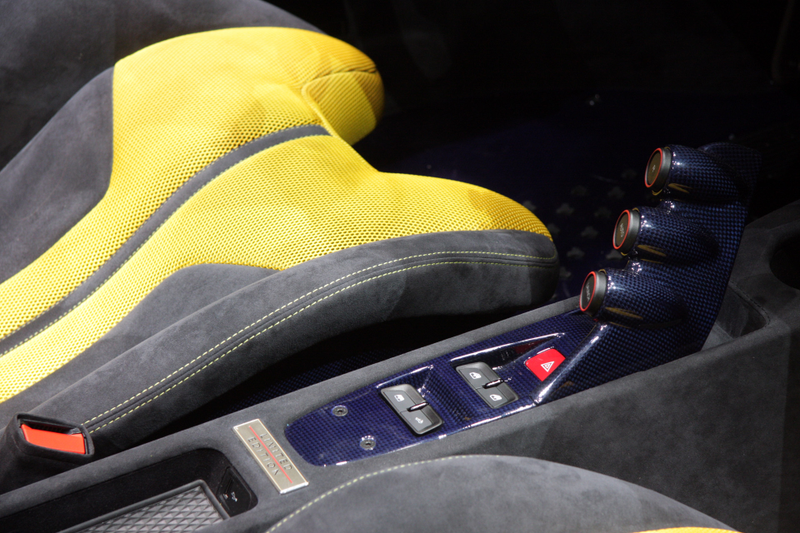 Illustration for article titled The Ferrari 458 Speciale A Is A Limited Edition Drop Top Wonder